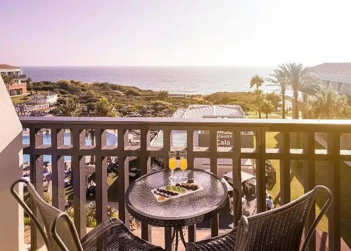 ホテル Ilunion Calas De Conil