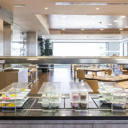 Готель Ilunion Calas De Conil 4*