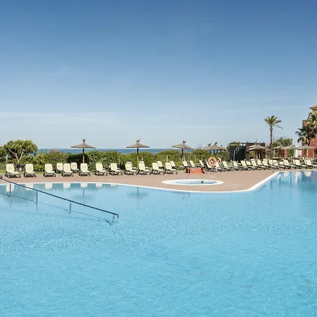 Hotel Ilunion Calas De Conil 4*