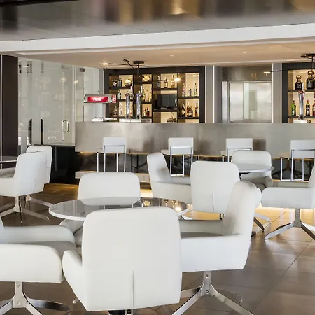 Hotel Ilunion Calas De Conil 4*