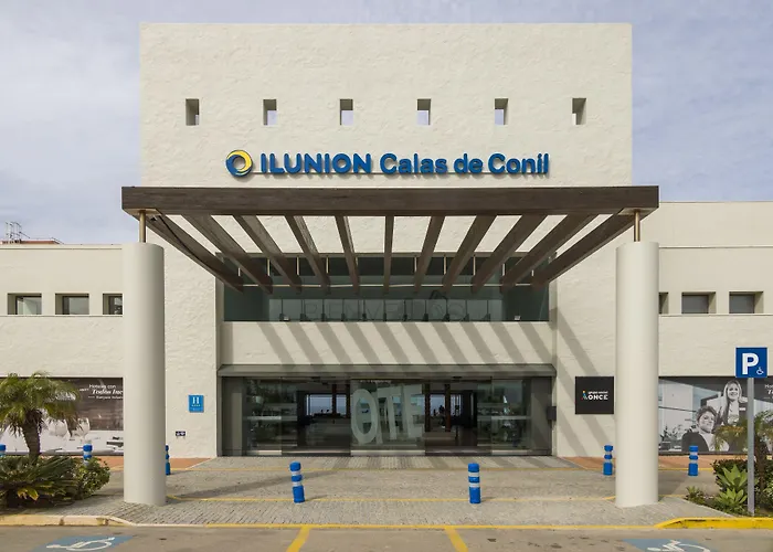 Ilunion Calas De Conil Hotel 4*