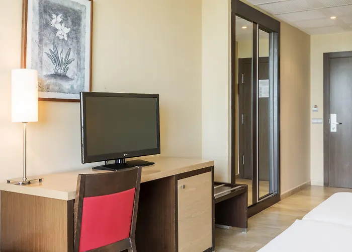 Ilunion Calas De Conil Hotel 4*