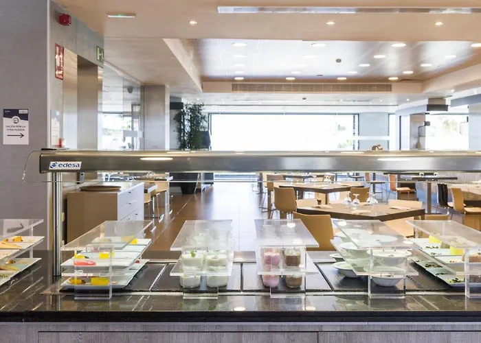 酒店 伊鲁尼卡拉斯科尼尔酒店 4*