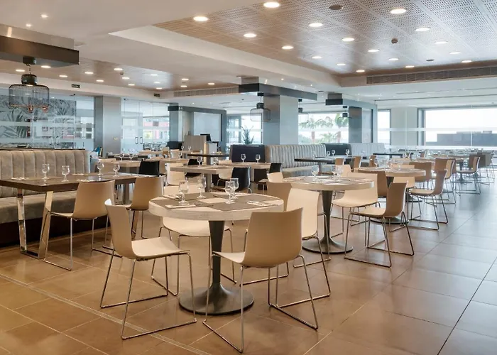 伊鲁尼卡拉斯科尼尔酒店 科尼尔-德拉弗龙特拉