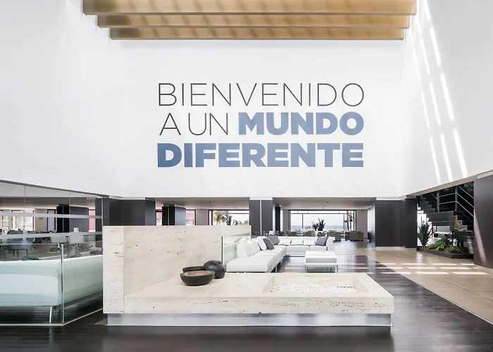 伊鲁尼卡拉斯科尼尔酒店 4* 科尼尔-德拉弗龙特拉