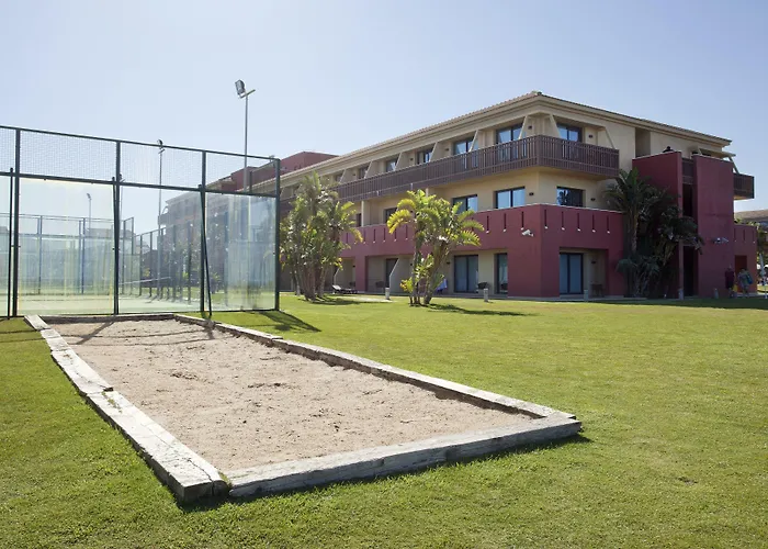 酒店 伊鲁尼卡拉斯科尼尔酒店 4*