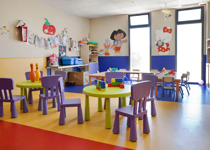 伊鲁尼卡拉斯科尼尔酒店 酒店 4*